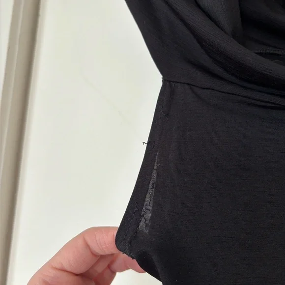 ❌SOLD❌Y2K Off-Shoulder Black Paisley Peplum Top - Small - Picture 5 of 5